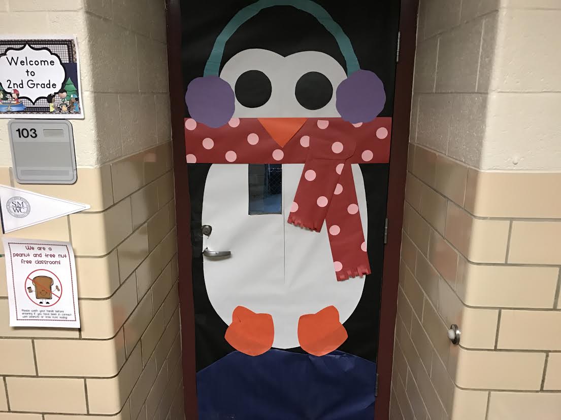 PTO Student Council Christmas Door Decorations 16